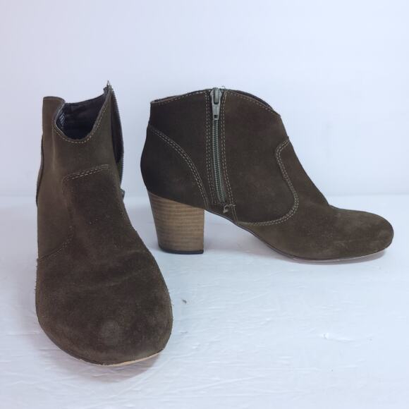 Steve Madden Harrlee Suede Leather Ankle Booties Olive Green Brown Size 8 - Picture 1 of 9